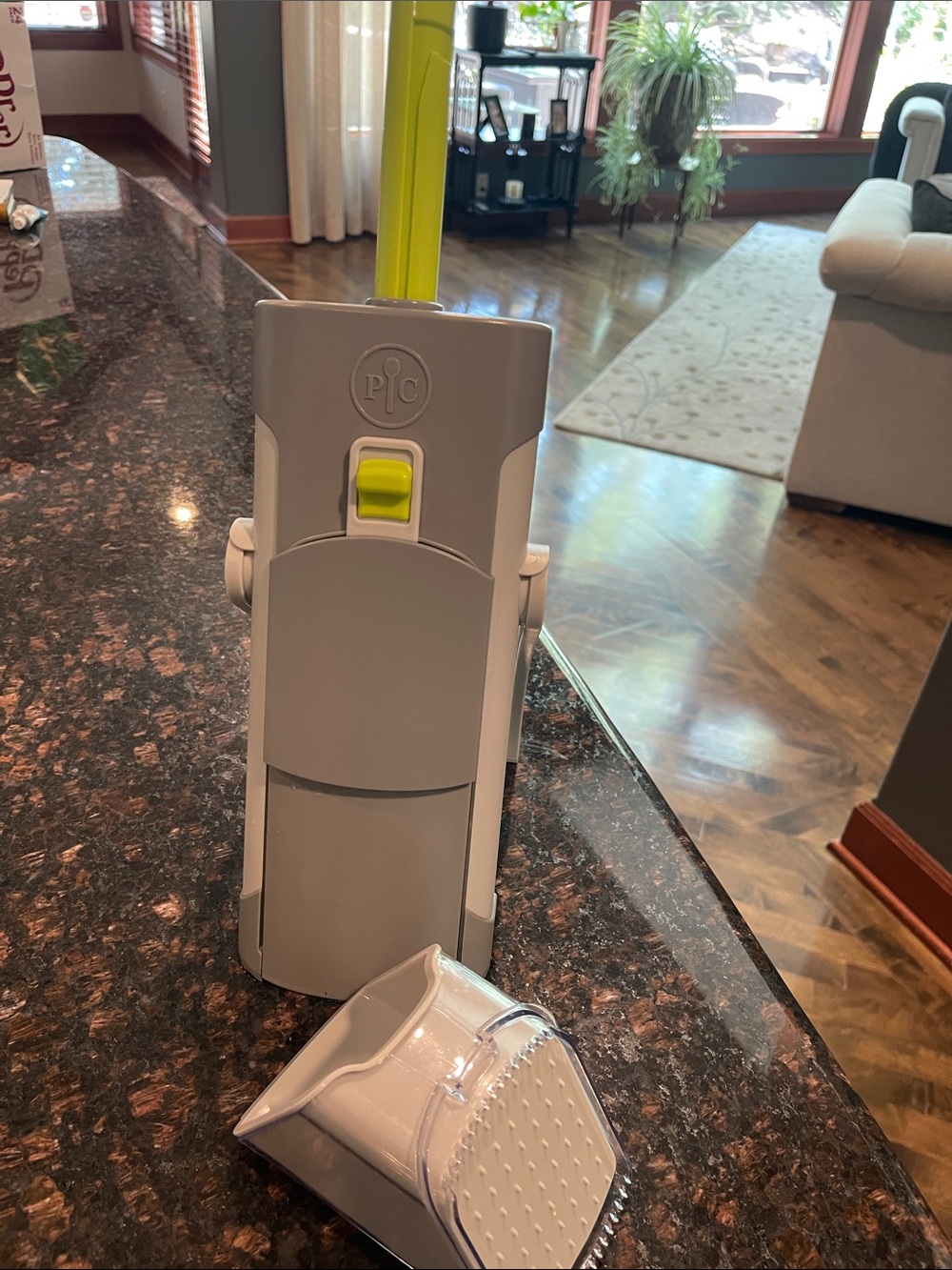 Pic Home Gray and Lime Spray Mop